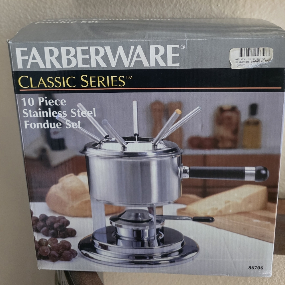 NEW DELUXE GOURMET STAINLESS STEEL 10 PIECE FONDUE POT & FORKS SET